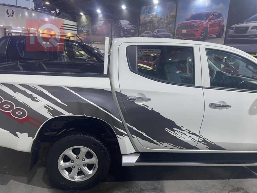 Mitsubishi L200